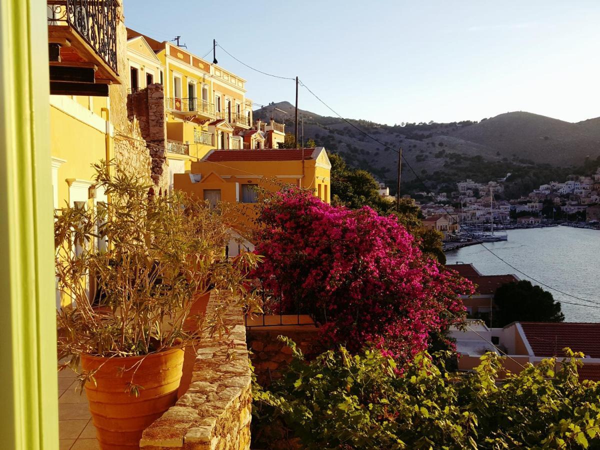 Pitini Guest House Symi Exterior photo